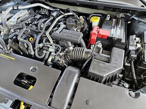 New 2025 Nissan Sentra SR image 18