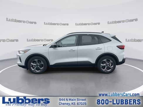 Used 2025 Ford Escape ST-Line FWD image 5