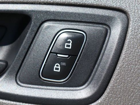 Used 2020 Ford Transit Connect XL FWD image 21