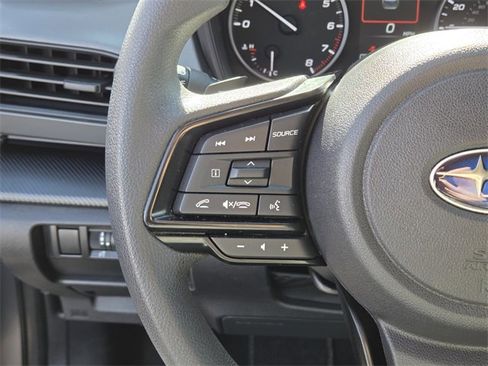 Used 2024 Subaru Crosstrek 2.0i Premium image 17