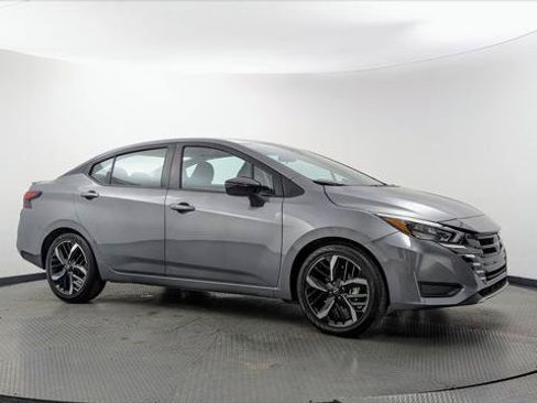 Used 2025 Nissan Versa SR w/ Trunk Package FWD image 9