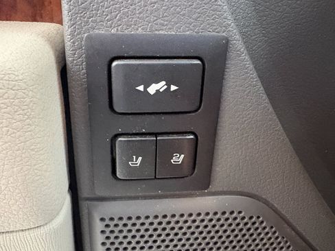 Used 2012 Ford Flex Limited FWD image 28