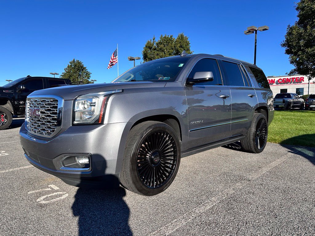 Used 2018 GMC Yukon Denali w/ Denali Ultimate Package AWD/4WD image 2