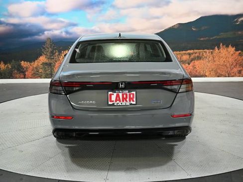 Used 2025 Honda Accord Touring image 7