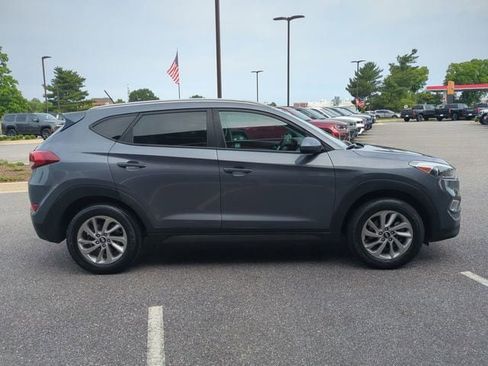 Used 2016 Hyundai Tucson SE w/ Option Group 02 AWD/4WD image 3