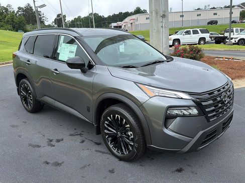 New 2026 Nissan Rogue SV FWD image 8
