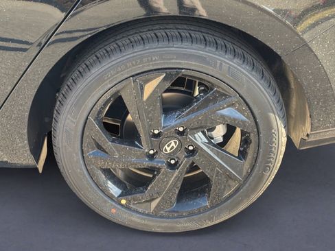 New 2026 Hyundai Elantra Sport FWD image 9