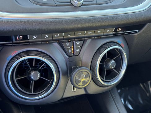 Certified 2020 Chevrolet Blazer LT FWD image 17