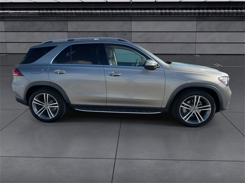 Used 2021 Mercedes-Benz GLE 350 4MATIC image 9