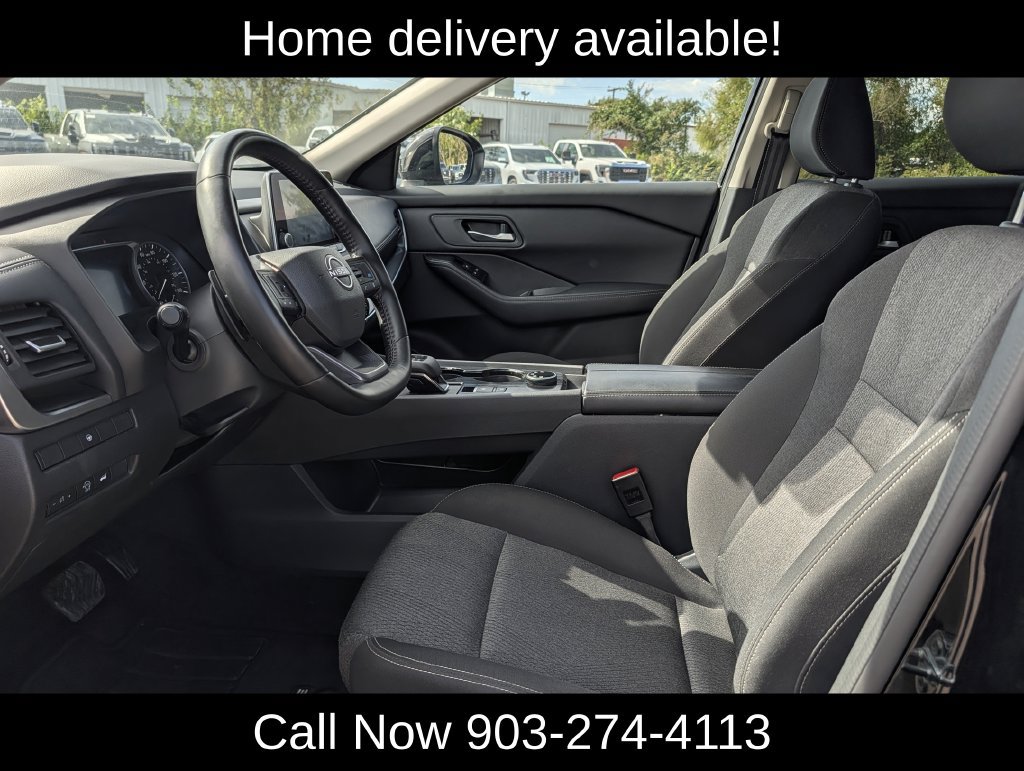 Used 2025 Nissan Rogue SV AWD/4WD image 28