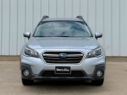 Used 2018 Subaru Outback 2.5i Premium AWD/4WD image 9