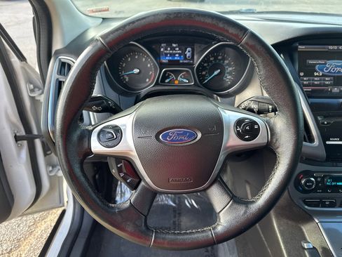 Used 2014 Ford Focus Titanium image 10
