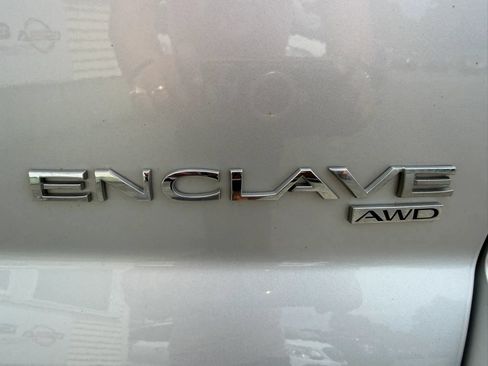 Used 2017 Buick Enclave Leather AWD/4WD image 67