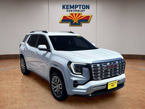 Used 2026 GMC Terrain Denali AWD/4WD image 8