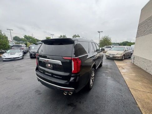 Used 2021 GMC Yukon Denali w/ Denali Premium Package AWD/4WD image 22