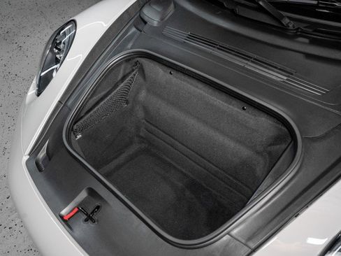 Used 2023 Porsche 911 Carrera 4S image 8