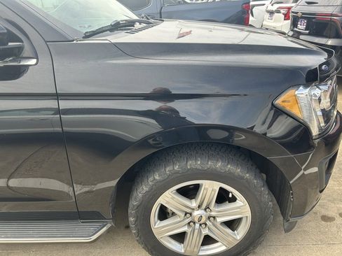 Used 2019 Ford Expedition XLT w/ Equipment Group 202A image 2