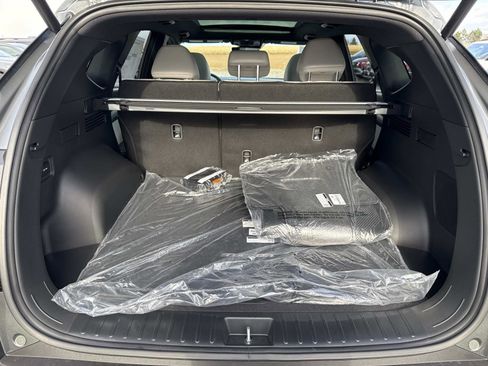 New 2026 Hyundai Tucson Limited image 12
