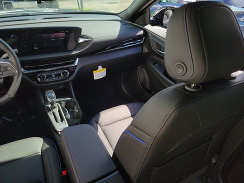 New 2026 Buick Envista Sport Touring w/ Convenience I Package FWD image 16