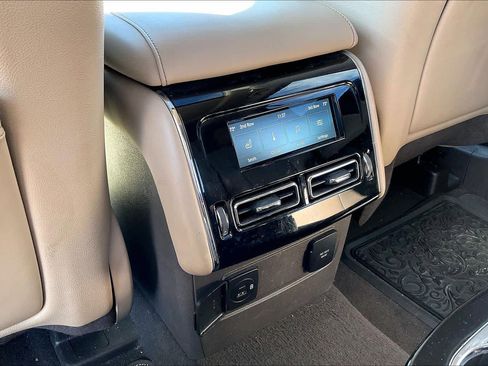 Used 2020 Lincoln Aviator Reserve w/ Equipment Group 201A image 33