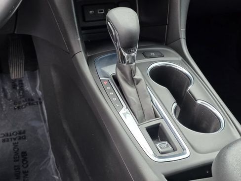 Used 2023 Chevrolet Equinox LT w/ Driver Convenience Package FWD image 22