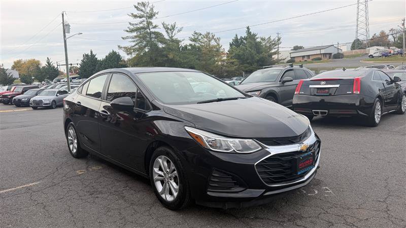 Used 2019 Chevrolet Cruze LS w/ LS Convenience Package FWD image 3