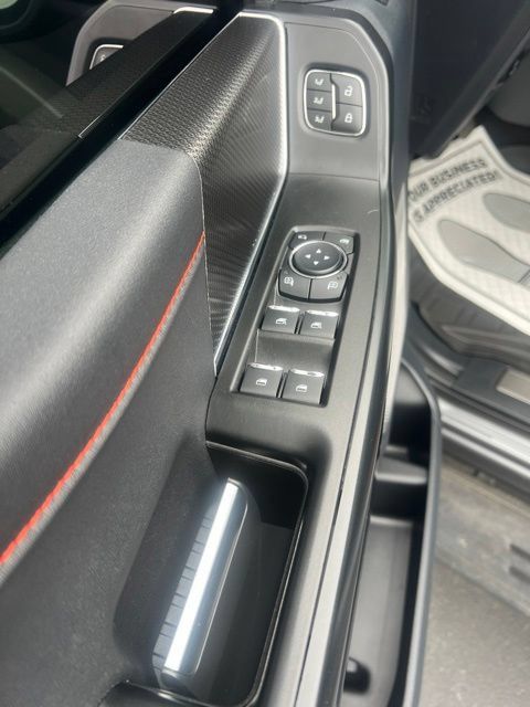 Used 2025 Ford F150 Raptor AWD/4WD image 29