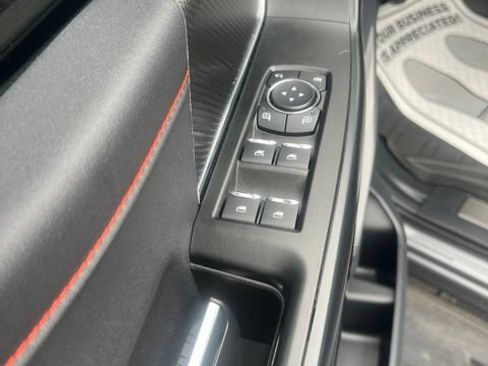 Used 2025 Ford F150 Raptor AWD/4WD image 29