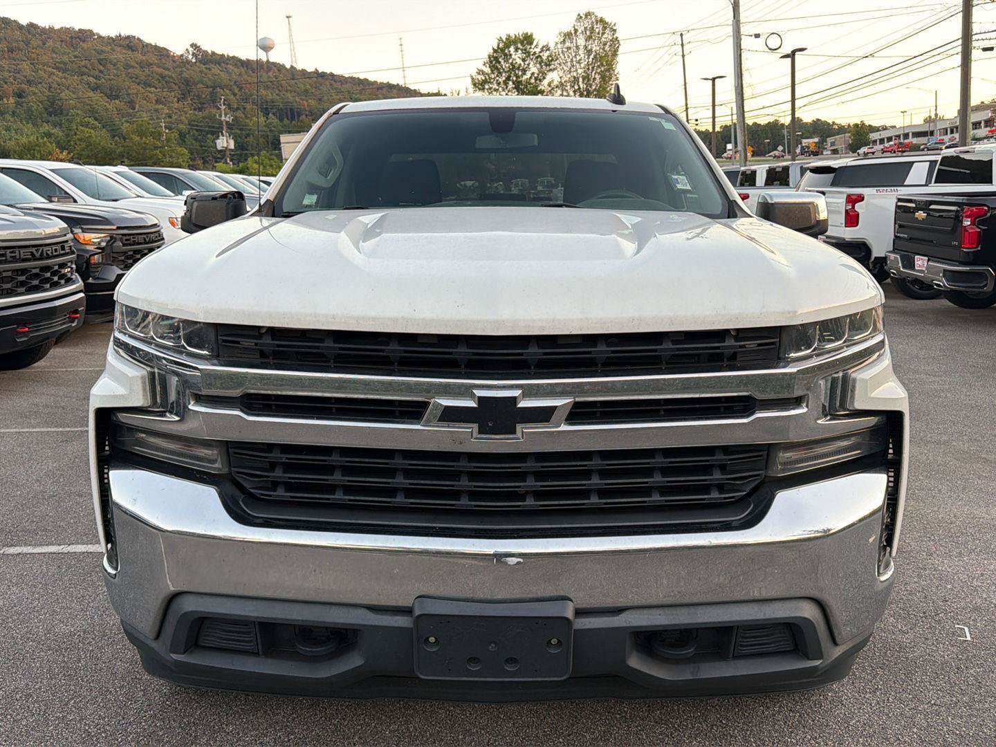 Used 2020 Chevrolet Silverado 1500 LT w/ Trailering Package AWD/4WD image 5