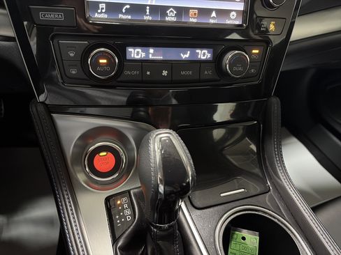 Used 2016 Nissan Maxima SR image 21