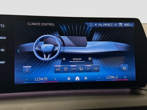 Used 2025 BMW 228i xDrive AWD/4WD image 22