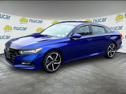 Used 2019 Honda Accord Sport image 3