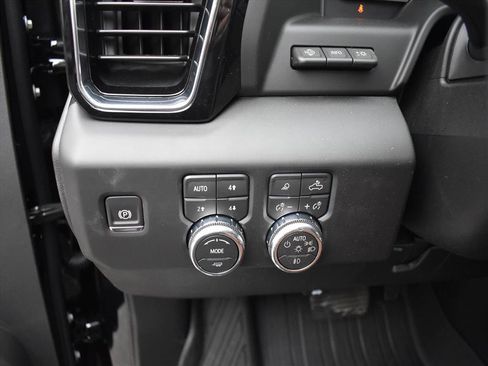 New 2026 GMC Sierra 3500 Denali Ultimate image 18