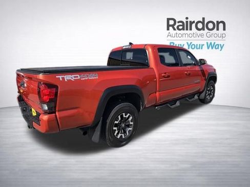 Used 2018 Toyota Tacoma TRD Off-Road w/ TRD Premium Off Road Package AWD/4WD image 7