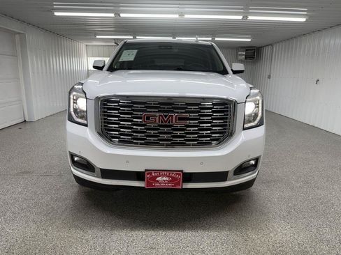 Used 2020 GMC Yukon XL Denali AWD/4WD image 3