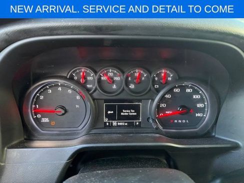 Used 2019 Chevrolet Silverado 1500 Custom w/ Custom Convenience Package AWD/4WD image 12