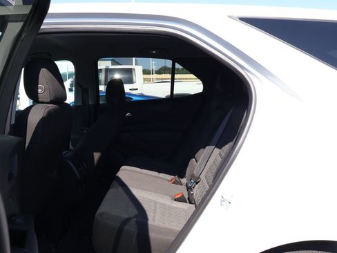 Used 2023 Chevrolet Equinox LT FWD image 31