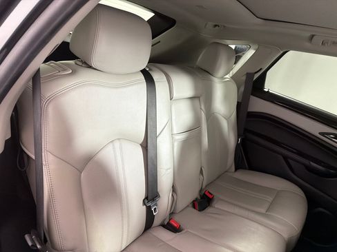 Used 2016 Cadillac SRX Luxury FWD image 21