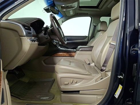 Used 2017 Chevrolet Tahoe Premier image 17