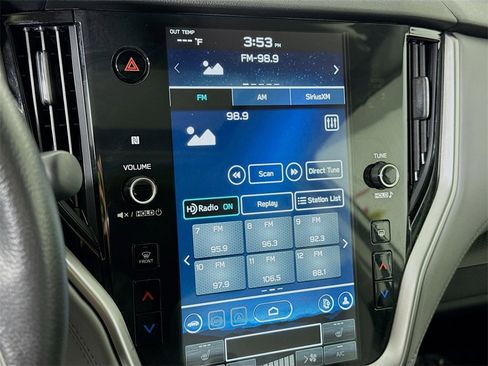 Certified 2025 Subaru Outback Premium image 8