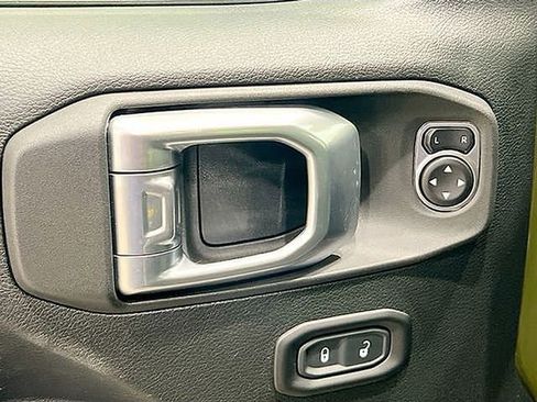 Used 2020 Jeep Wrangler Unlimited Sport image 15