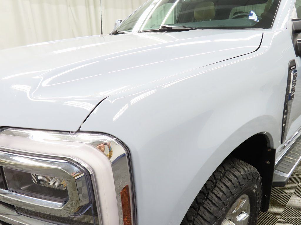 Used 2025 Ford F350 Lariat AWD/4WD image 41