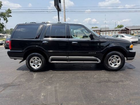 Used 1998 Lincoln Navigator 4WD image 6