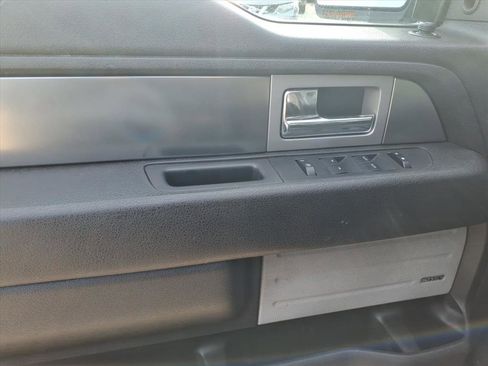 Used 2013 Ford F150 Raptor w/ Luxury Equipment Group image 20