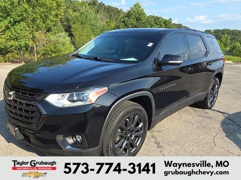 Used 2018 Chevrolet Traverse RS FWD image 3