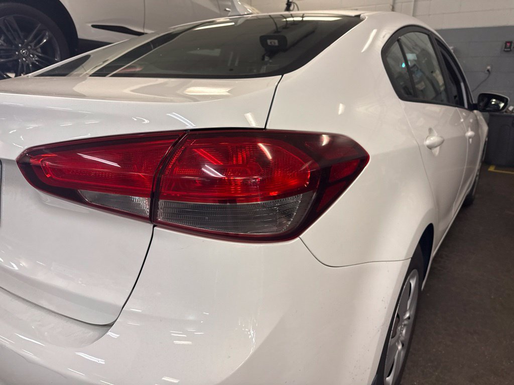 Used 2018 Kia Forte LX FWD image 8