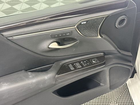 Used 2019 Lexus ES 350 w/ Premium Package FWD image 15