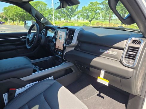 Used 2025 RAM 1500 Lone Star AWD/4WD image 25