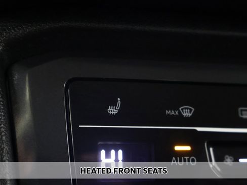 Used 2022 Volkswagen Tiguan SE image 5