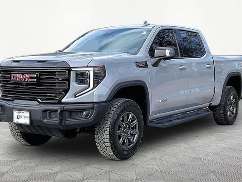 Used 2024 GMC Sierra 1500 AT4X image 3